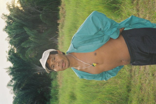 Traversée des Tumuc Humac, le guide wayana Aimawalé, les chutes du Désespoir. Août 2000