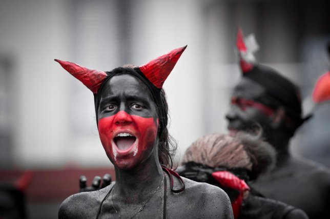 Défilé des Diables rouges à  Cayenne - 21 février 2012.